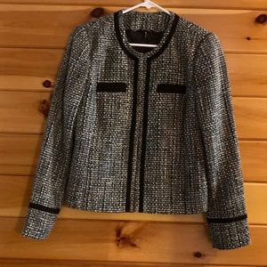 Daisy Fuentes women’s short blazer